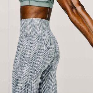 Lululemon Wunder Under Full-On Luon High-Rise Crop Leggings